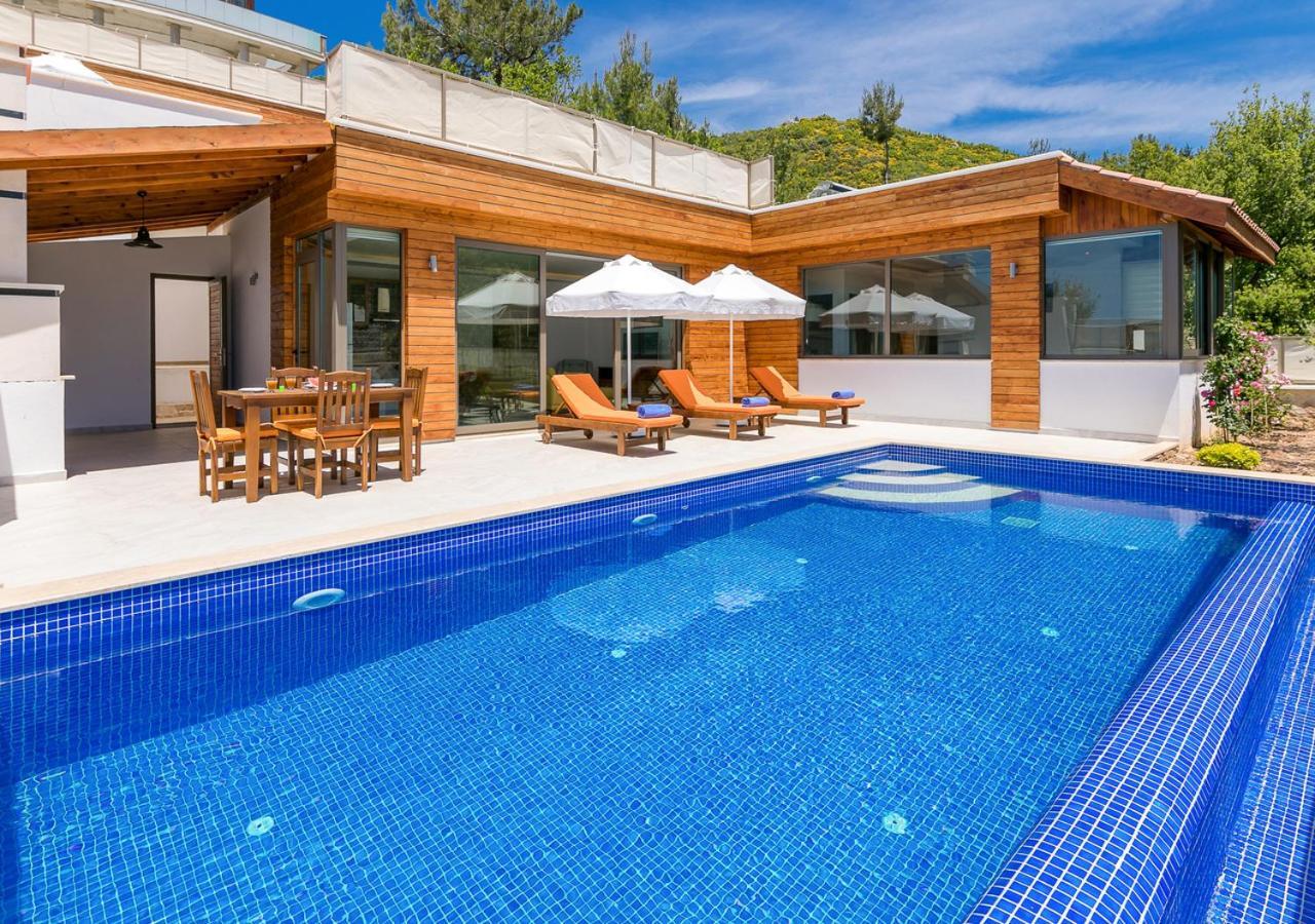 Villa 3 Sleeps 4 Isolated Honeymoon-Villa Lale Uzumlu  エクステリア 写真