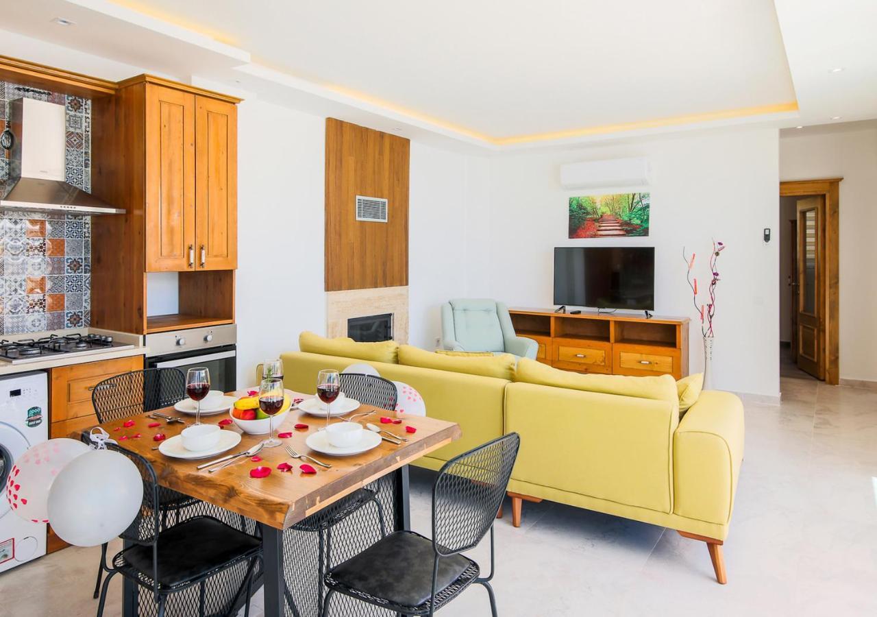 Villa 3 Sleeps 4 Isolated Honeymoon-Villa Lale Uzumlu  エクステリア 写真